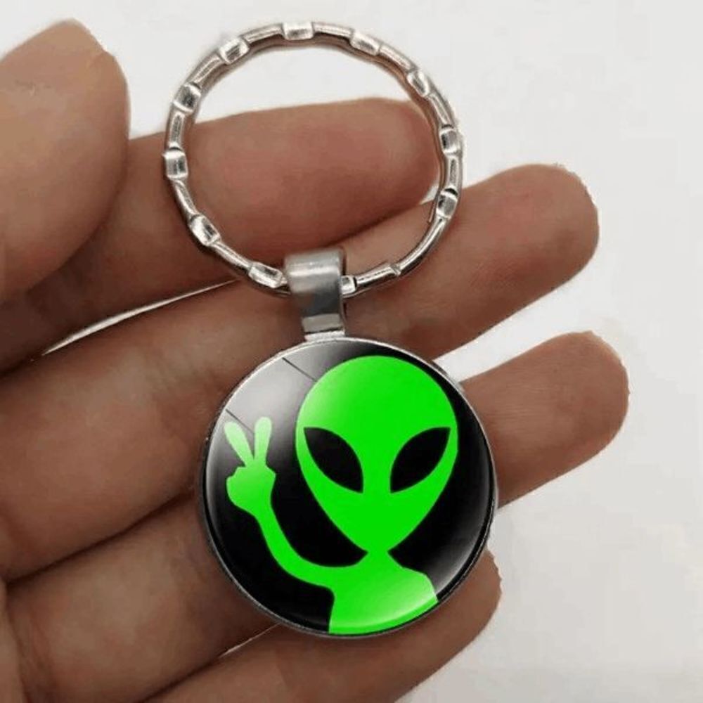 Alien Peace Sign Keychain - Picture 2 of 3